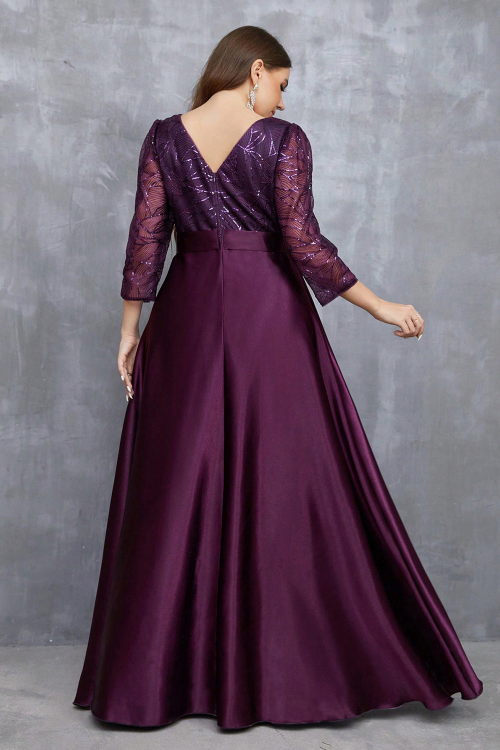 Plus Size Champagne Sequins Round Neck Maxi Dress with Sleeves