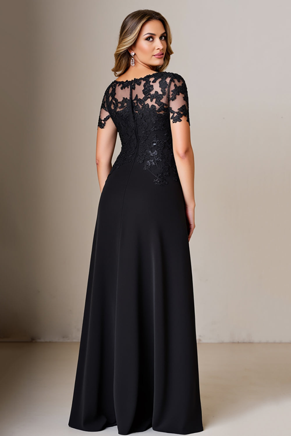 Elegant Black Mother of the Bride Dress with Appliques