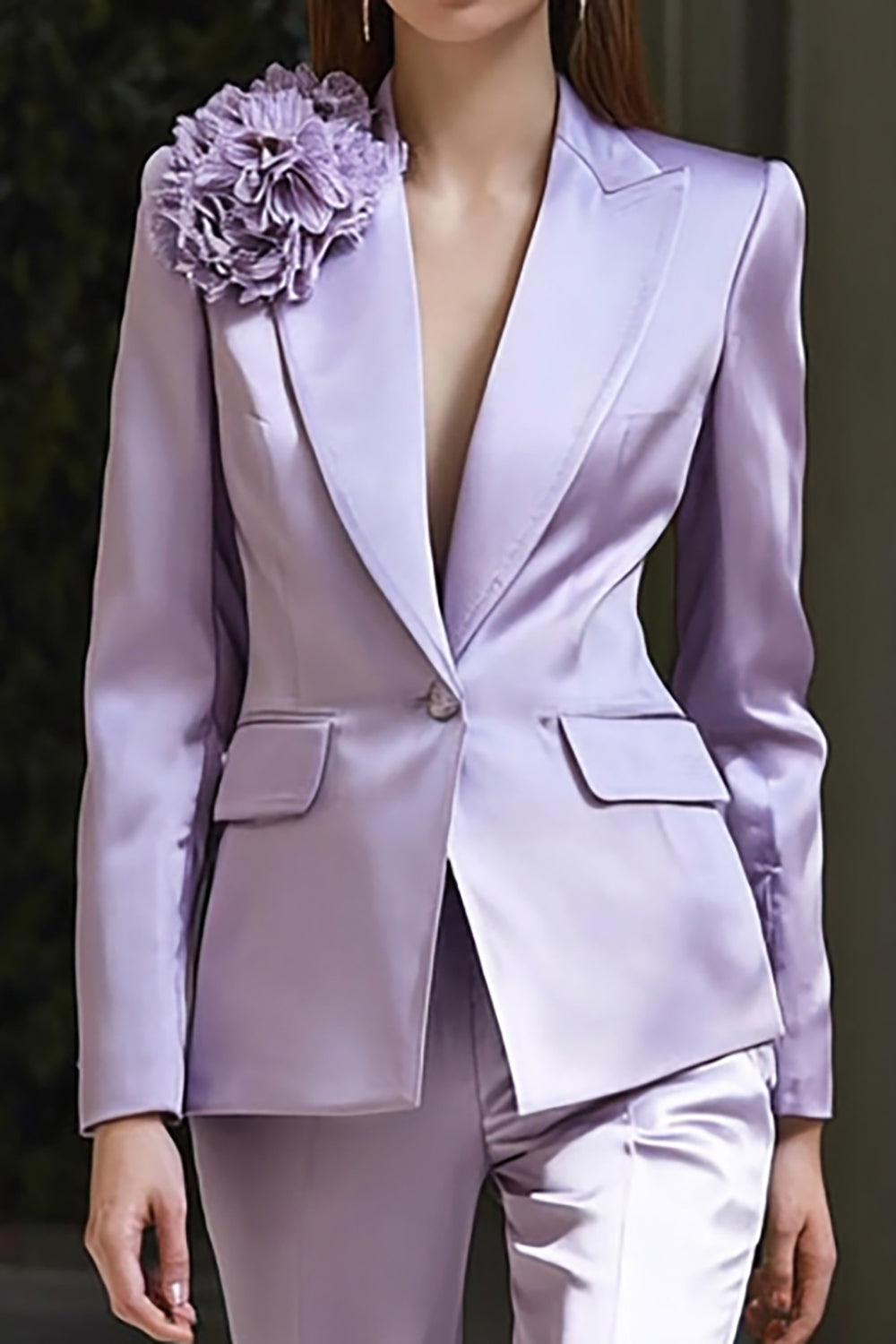 Lilac 2-Piece Peak Lapel Business Suit(Flower accessory not included.)