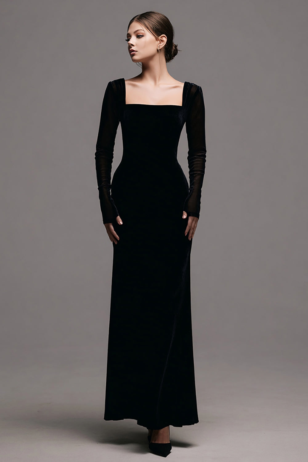 Velvet Square Neck Long Sleeve Sheath Black Tie Dress