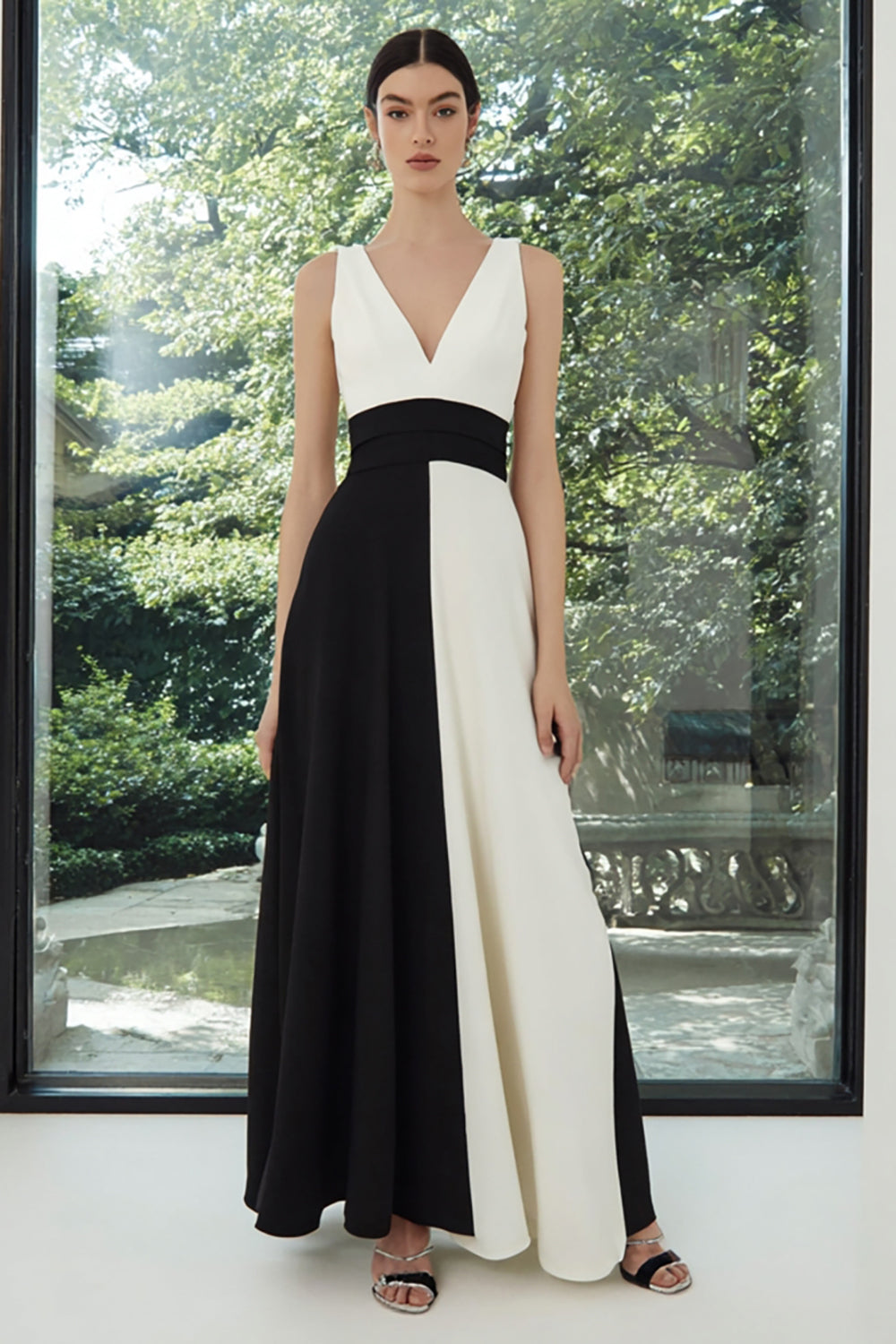 Black and White A-Line V-Neck Maxi Formal Dress