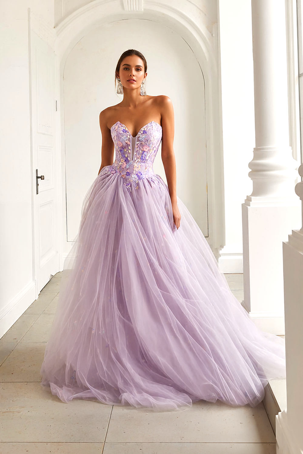 Lilac Sweetheart A-Line Appliqued Maxi Prom Dress