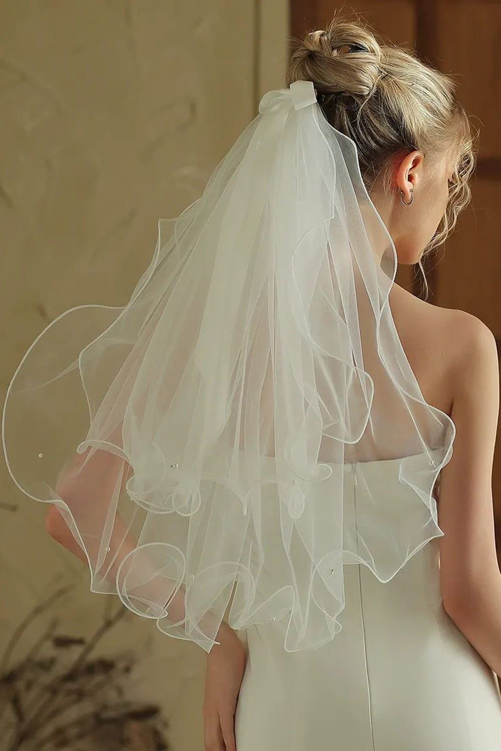 Ivory Ruffled Two-Tier Short Bridal Veil With Pearls