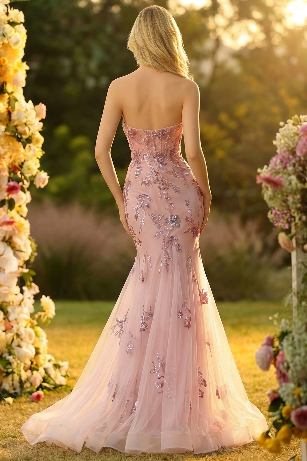 Sparkly Blush Mermaid Tulle Prom Dress with Appliques