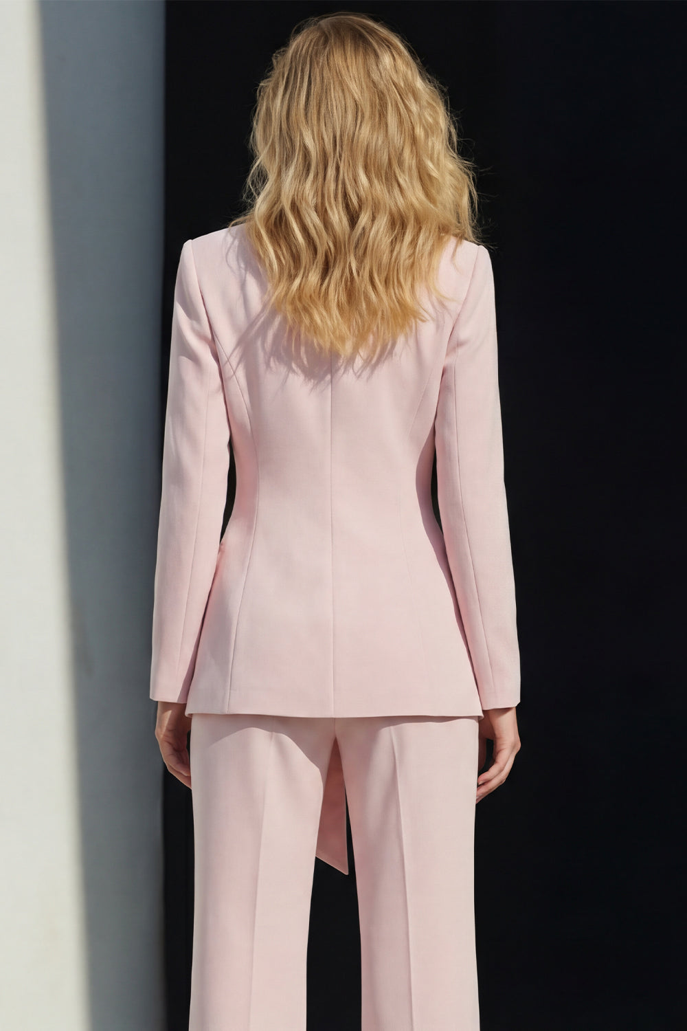 Pink Slim Fit Peaked Lapel 2 Piece Women Suits