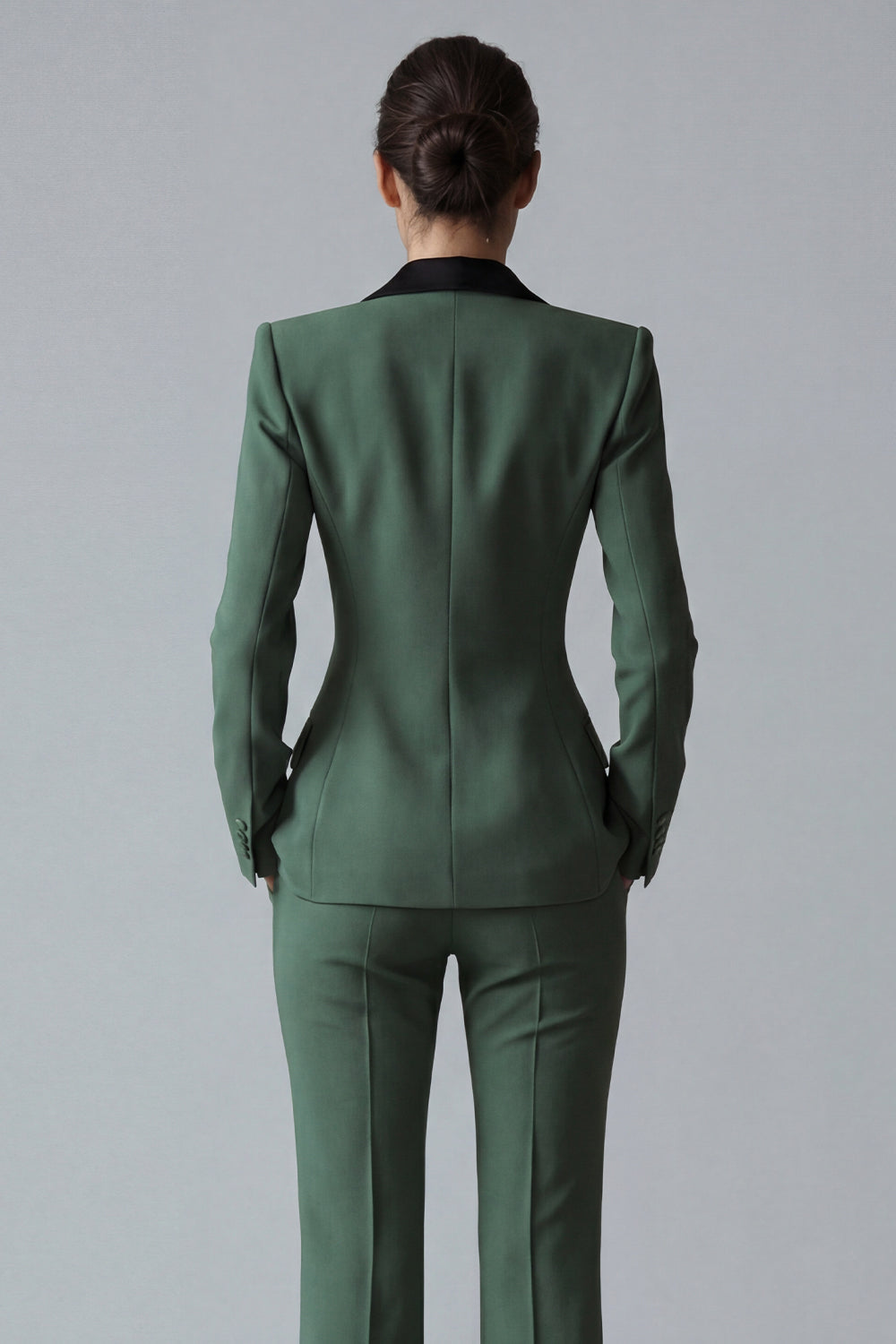 Dark Green Peaked Lapel 2 Piece Classic Women Suits