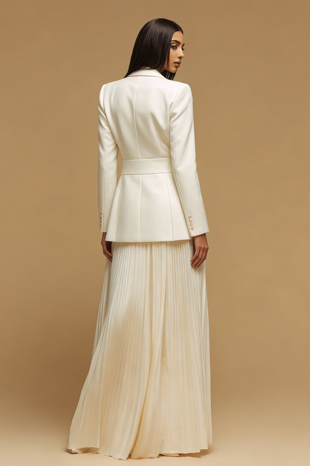 Elegant Ivory Peaked Lapel 2 Piece Women Suits