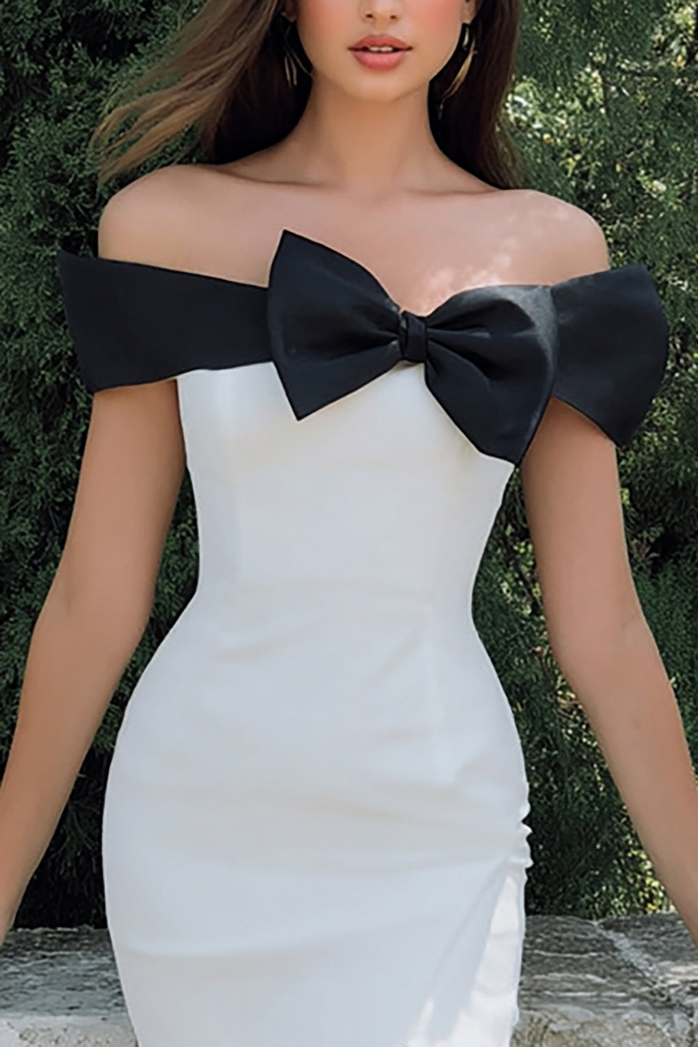 Off the Shoulder Bowed Bodycon Mini White Dress