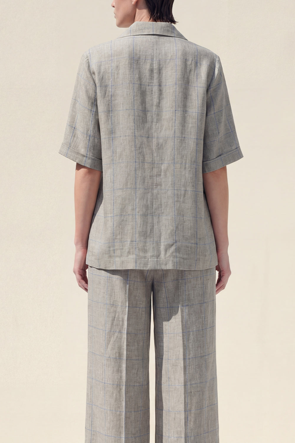 Notched Lapel 2 Piece Grey Women's Linen Suits with Half Sleeves