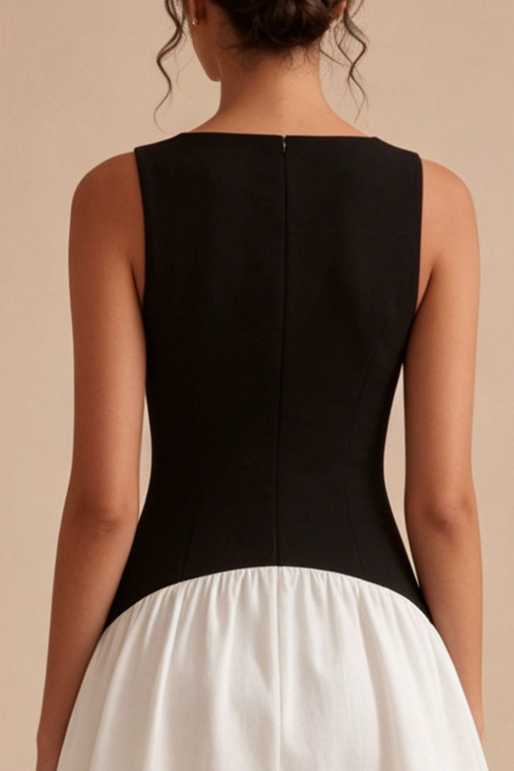 Black and White A Line Bateau Neck Sleeveless Mini Dress