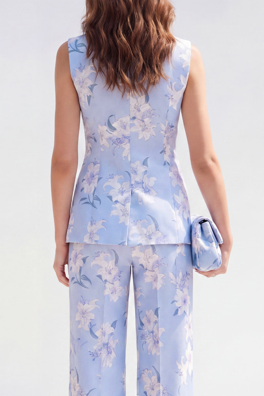 Blue Floral Shawl Lapel 2 Piece Sleeveless Women's Suits