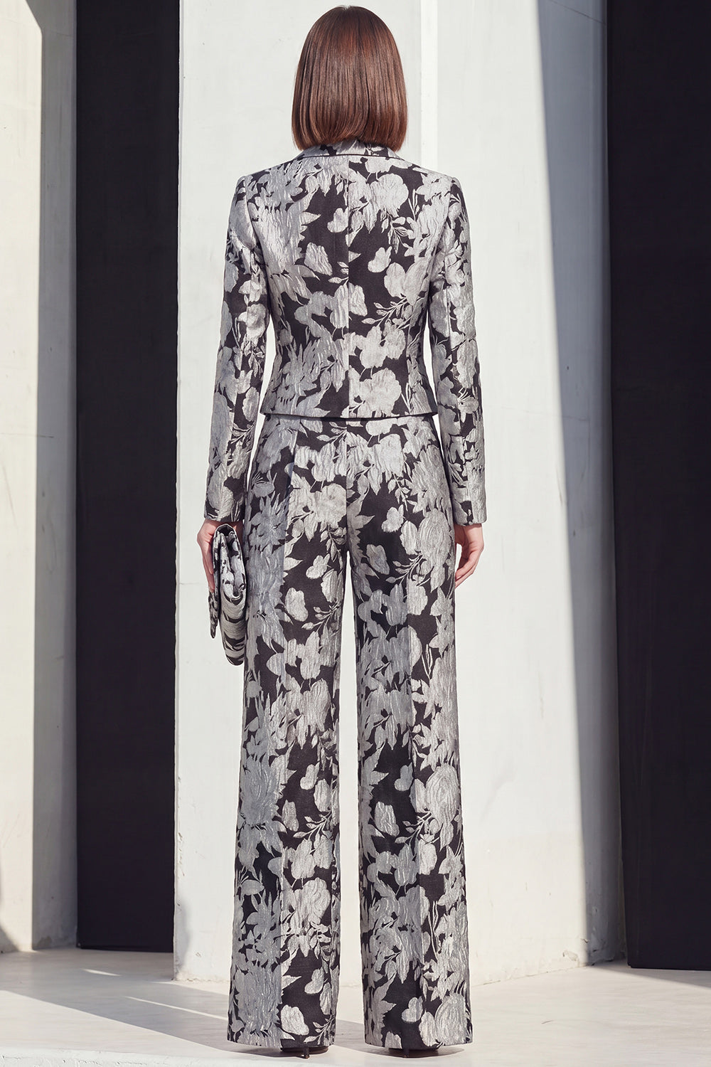 Black Silver Peaked Lapel 2-Piece Jacquard Women's Suits