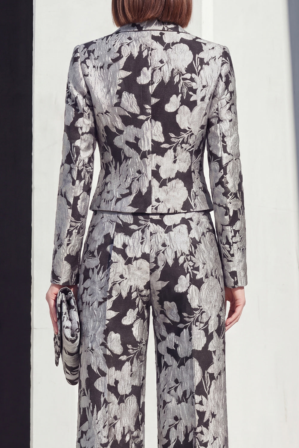 Black Silver Peaked Lapel 2-Piece Jacquard Women's Suits