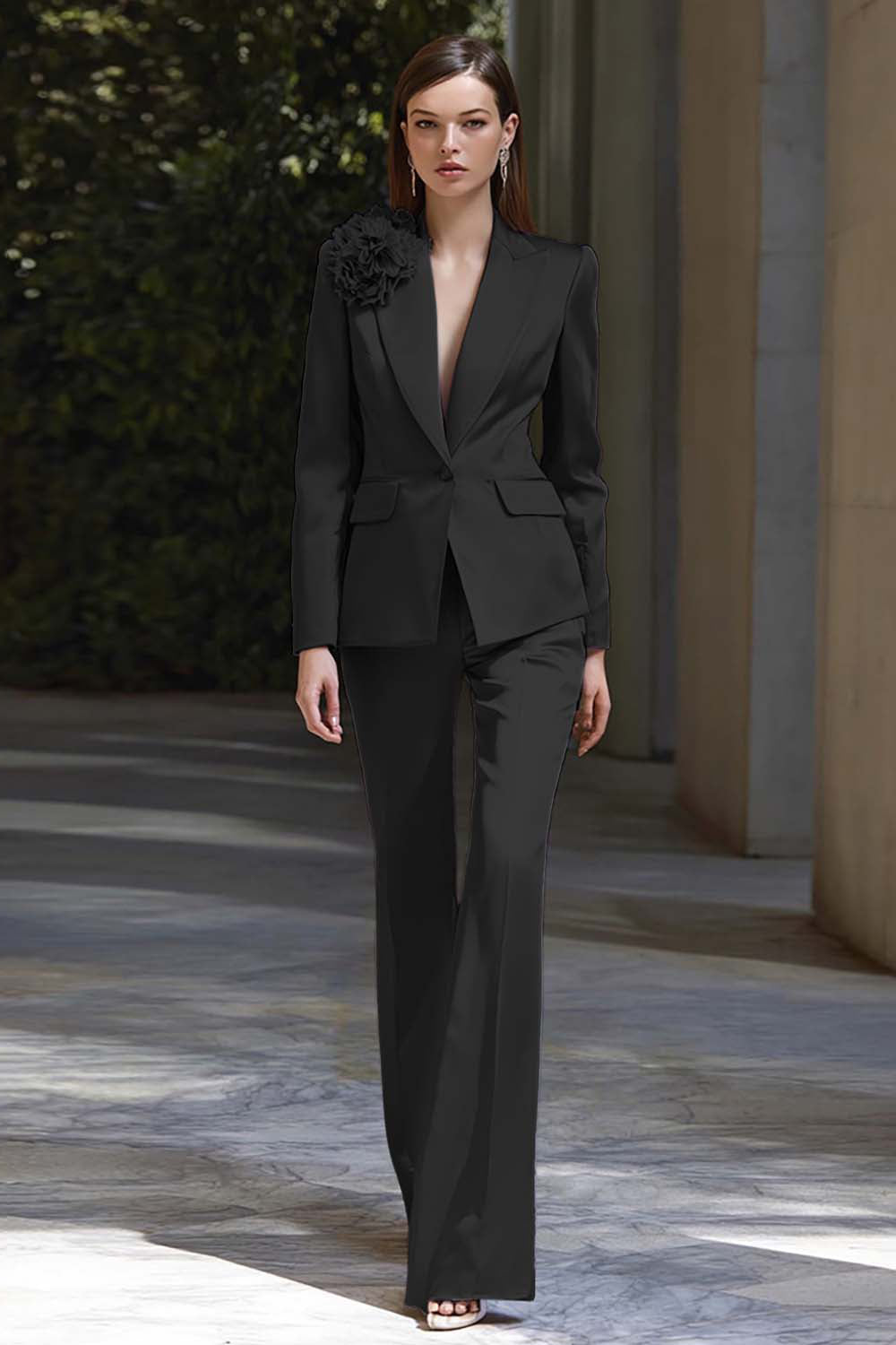 Lilac 2-Piece Peak Lapel Business Suit(Flower accessory not included.)