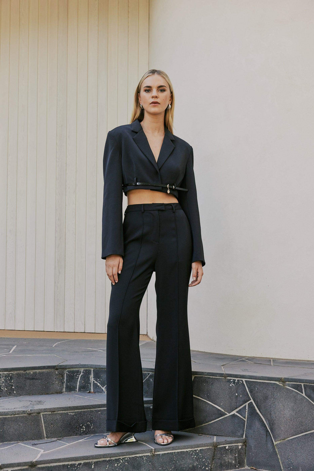CURAAE Hazel Fit Flare Trouser In Black