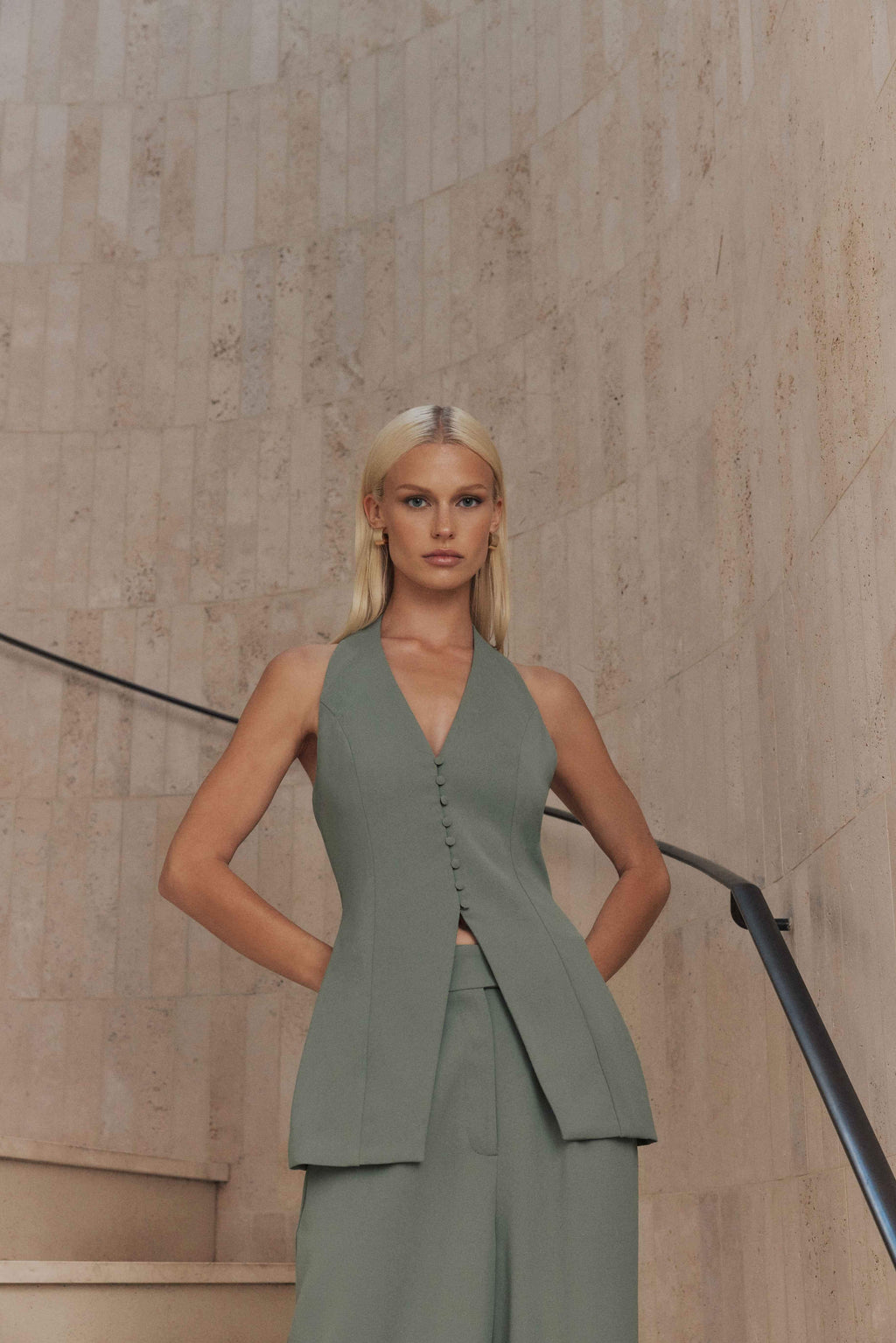 CURAAE Catalina Halterneck Vest in Green