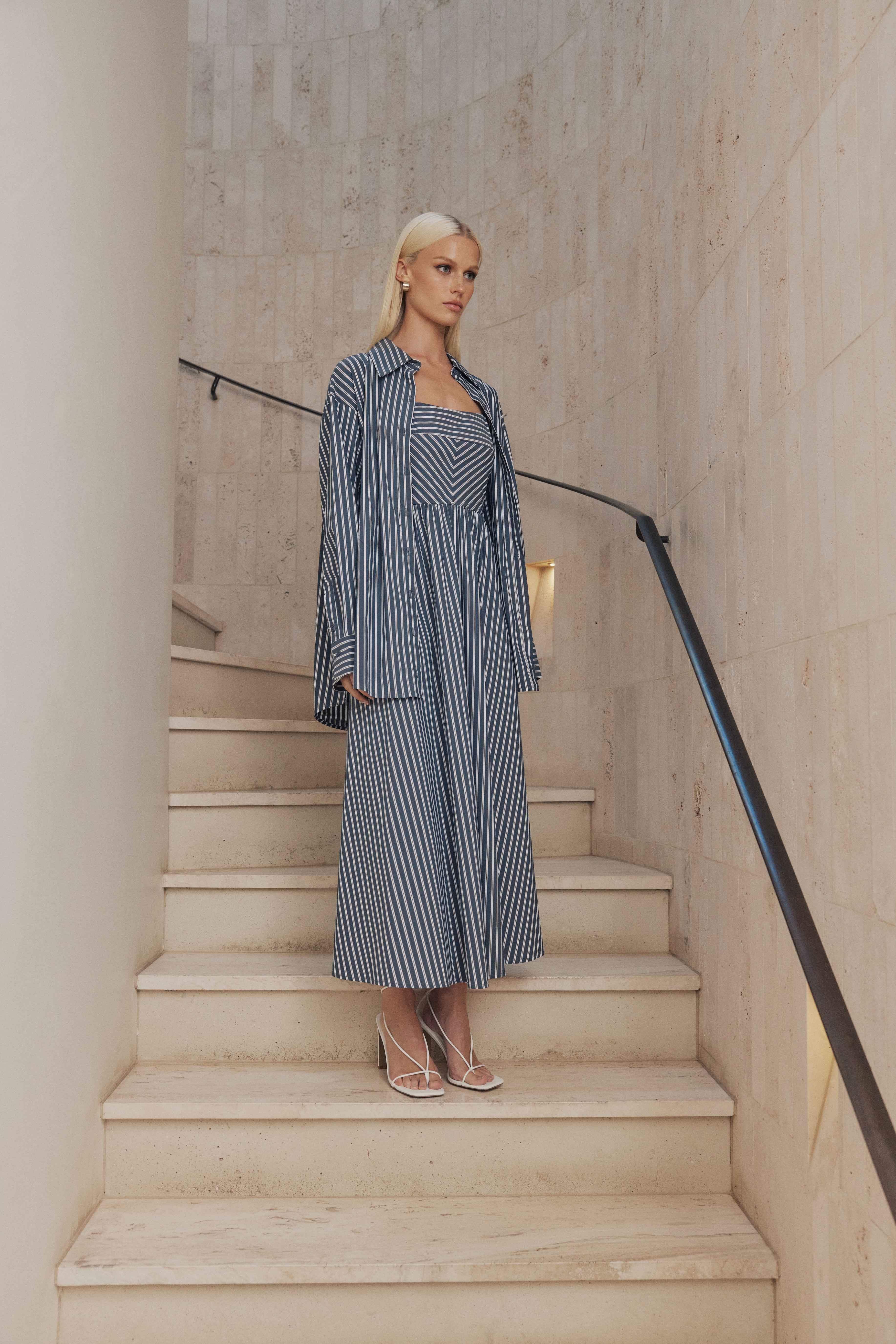CURAAE Perry Oversized Button up Shirt in Navy Stripe