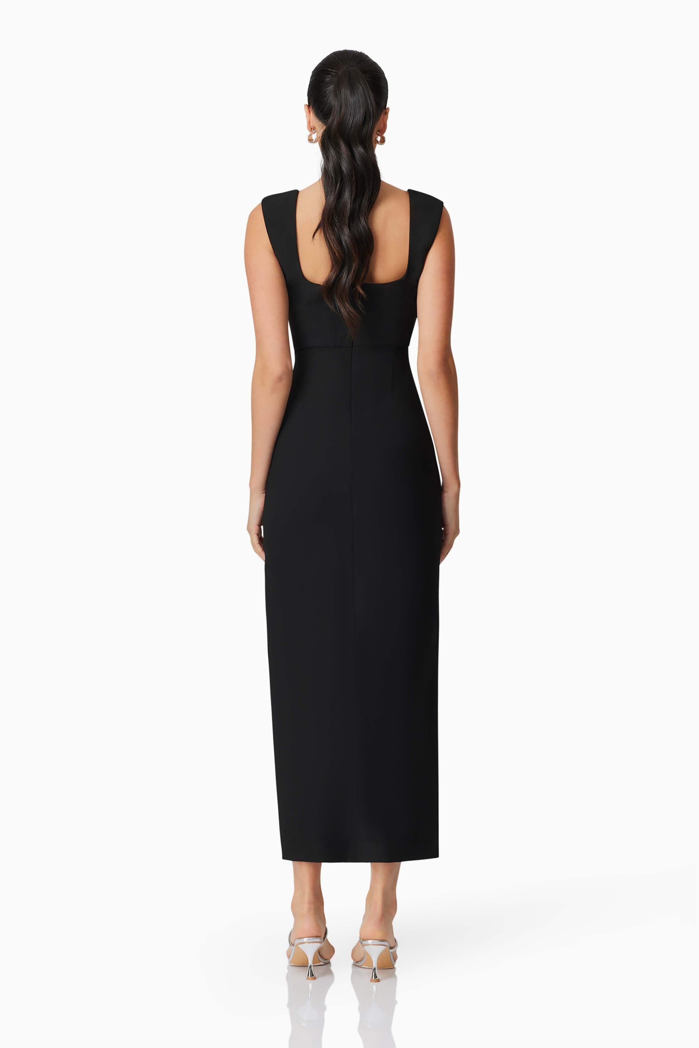 Gia Fitted Gown in Black