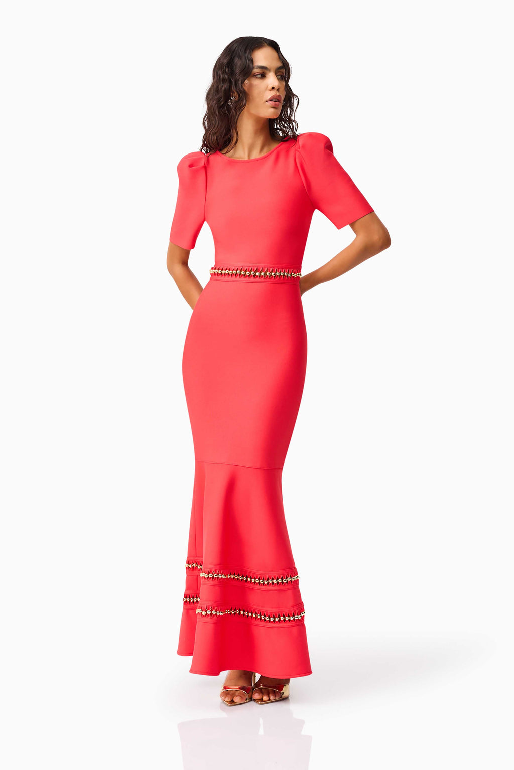 Jesselle Short Sleeve Gown in Red